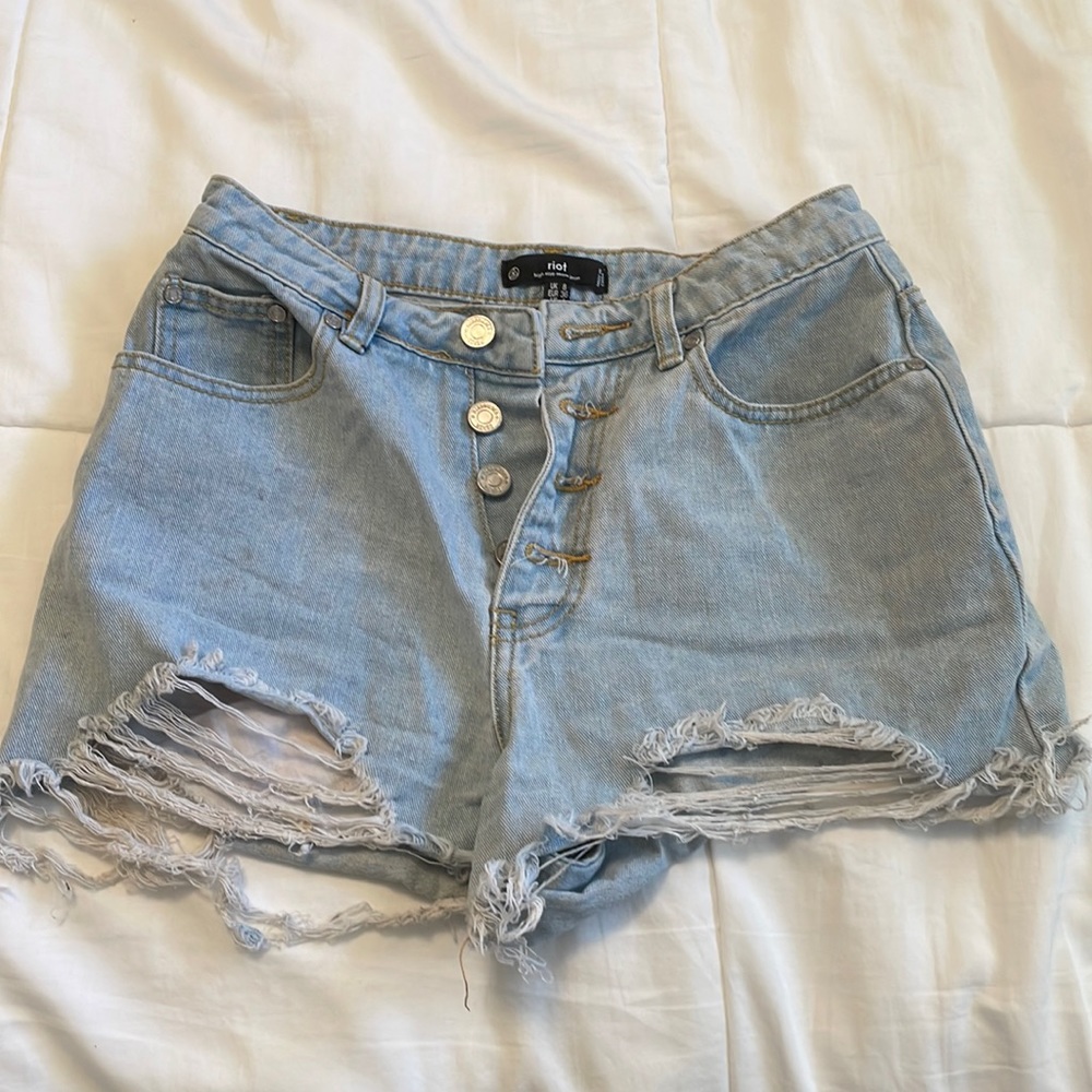 High rise mom jean